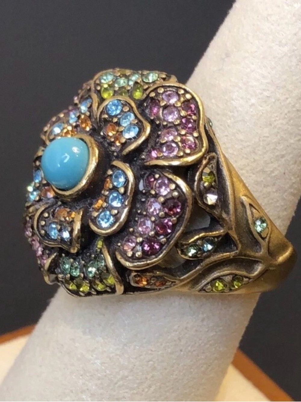 Heidi Daus retired Passionate Posey ring with Swarovski Crystals 🌺